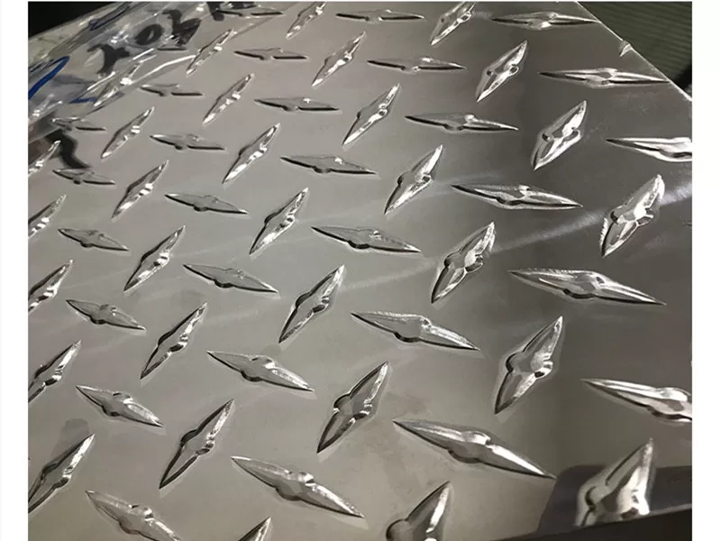 Lamina de aluminio antiderrapante