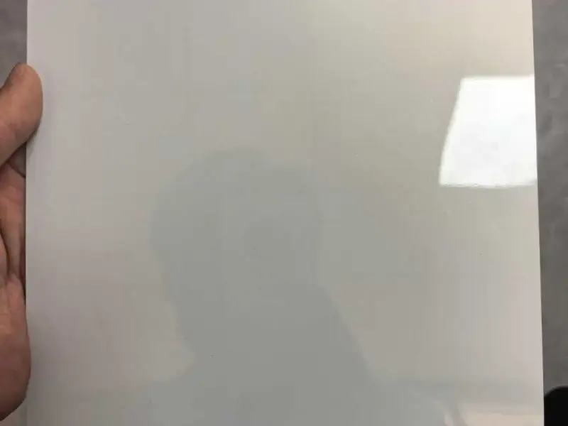 Lámina de aluminio A4 para sublimación con acabado brillante