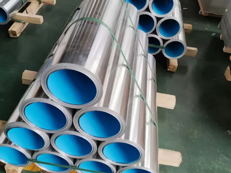 Panel de fachada de aluminio con acabado estucado